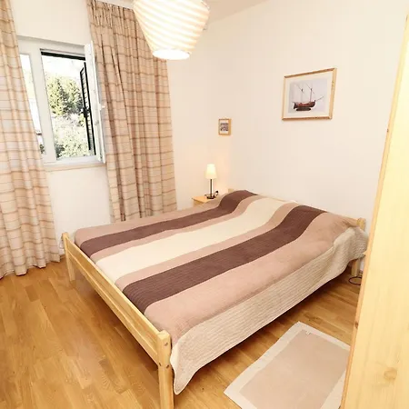 Trstenica-one Bedroom With Balcony C Apartment Orebic