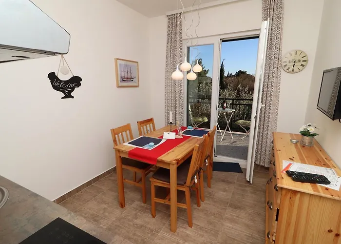 Trstenica-one Bedroom With Balcony C Apartament *